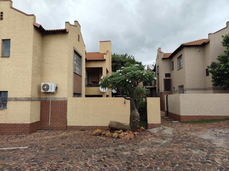 3 Bedroom Property for Sale in Safari Gardens North West